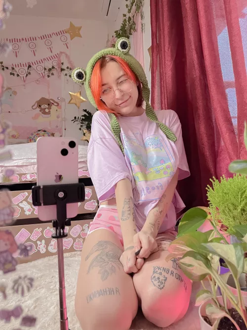 wanna touch this tattoos? ^^