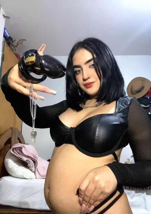 Want to have a preggo mistress? 