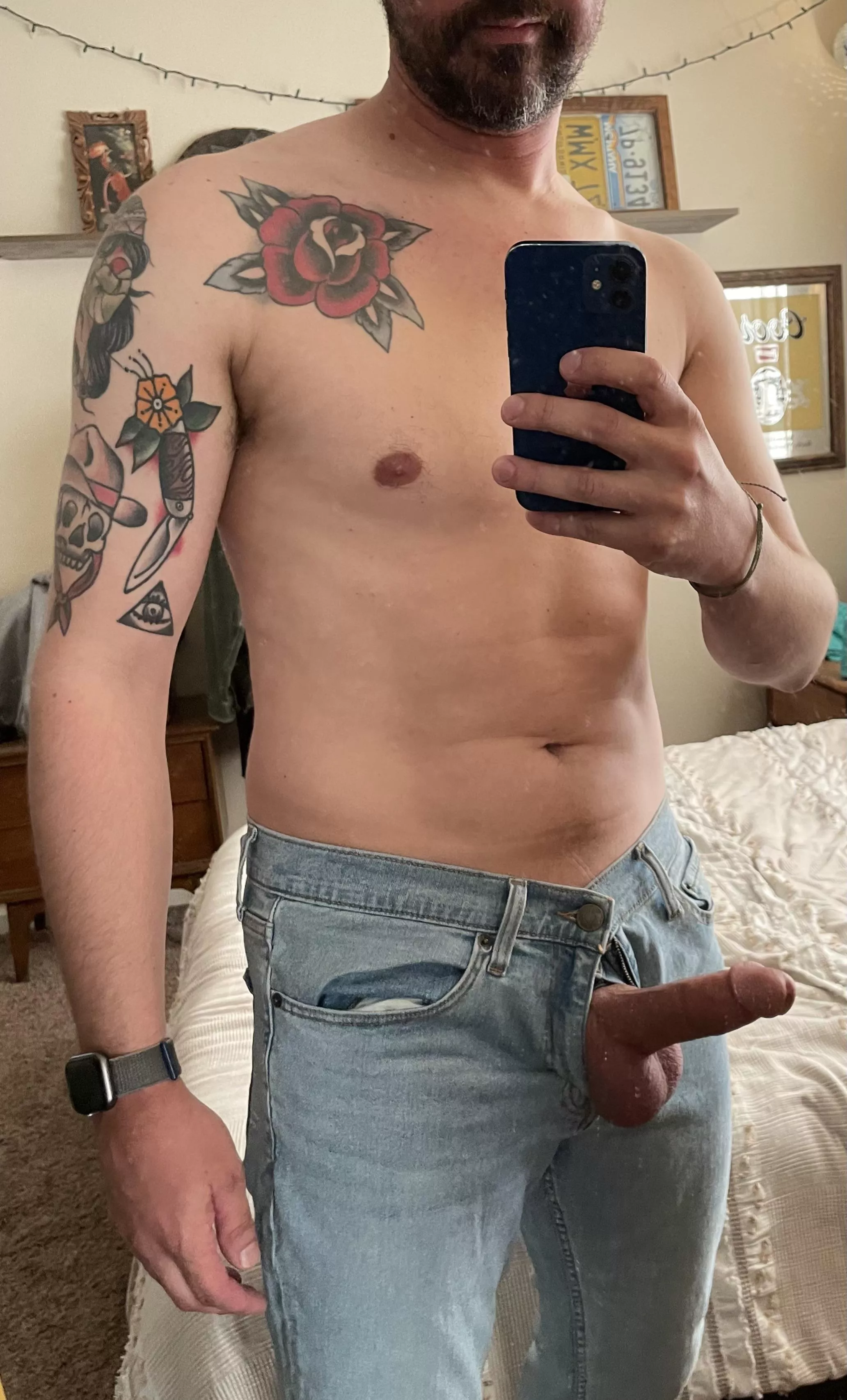 Want you so bad I’ll just leave the jeans on 😏