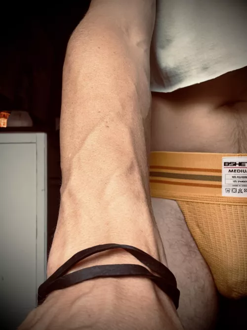 What do my veins do to you😏