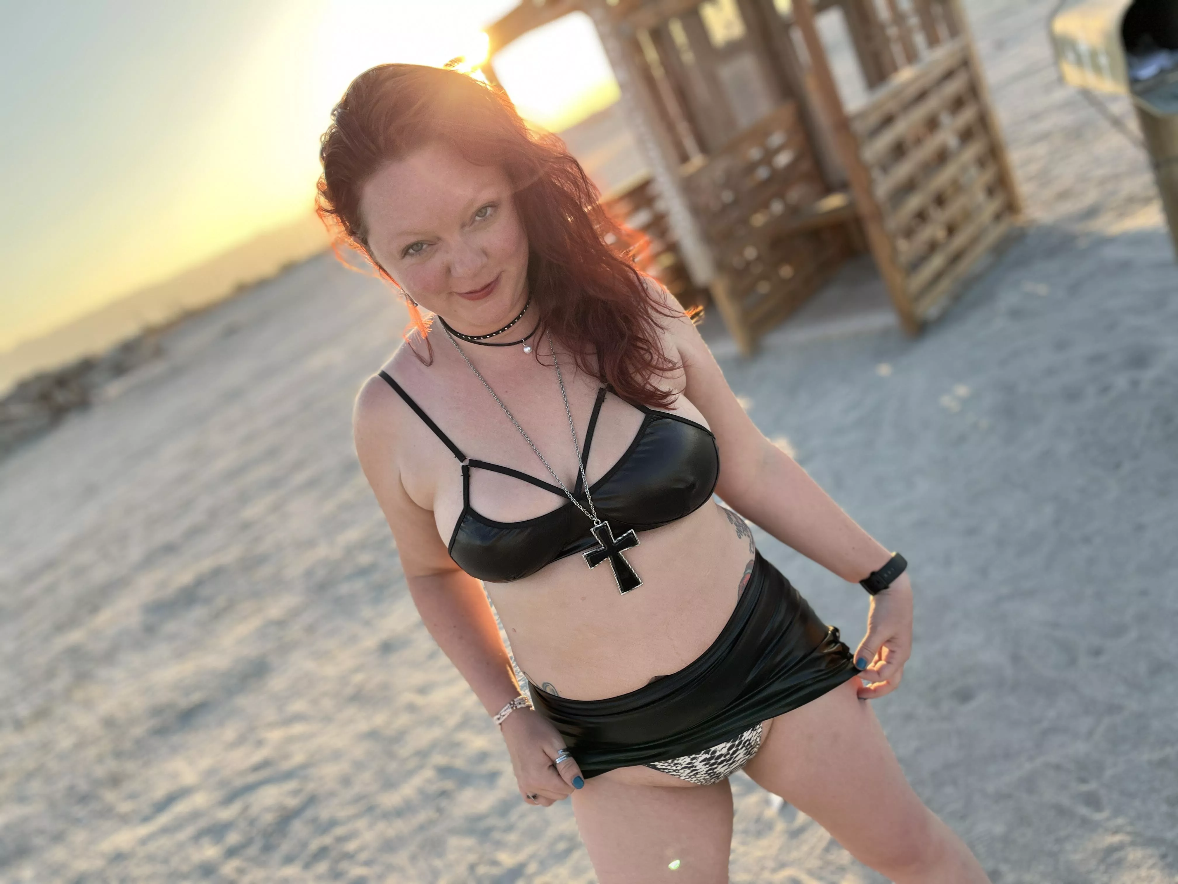 who doesn't like a chubby redhead?