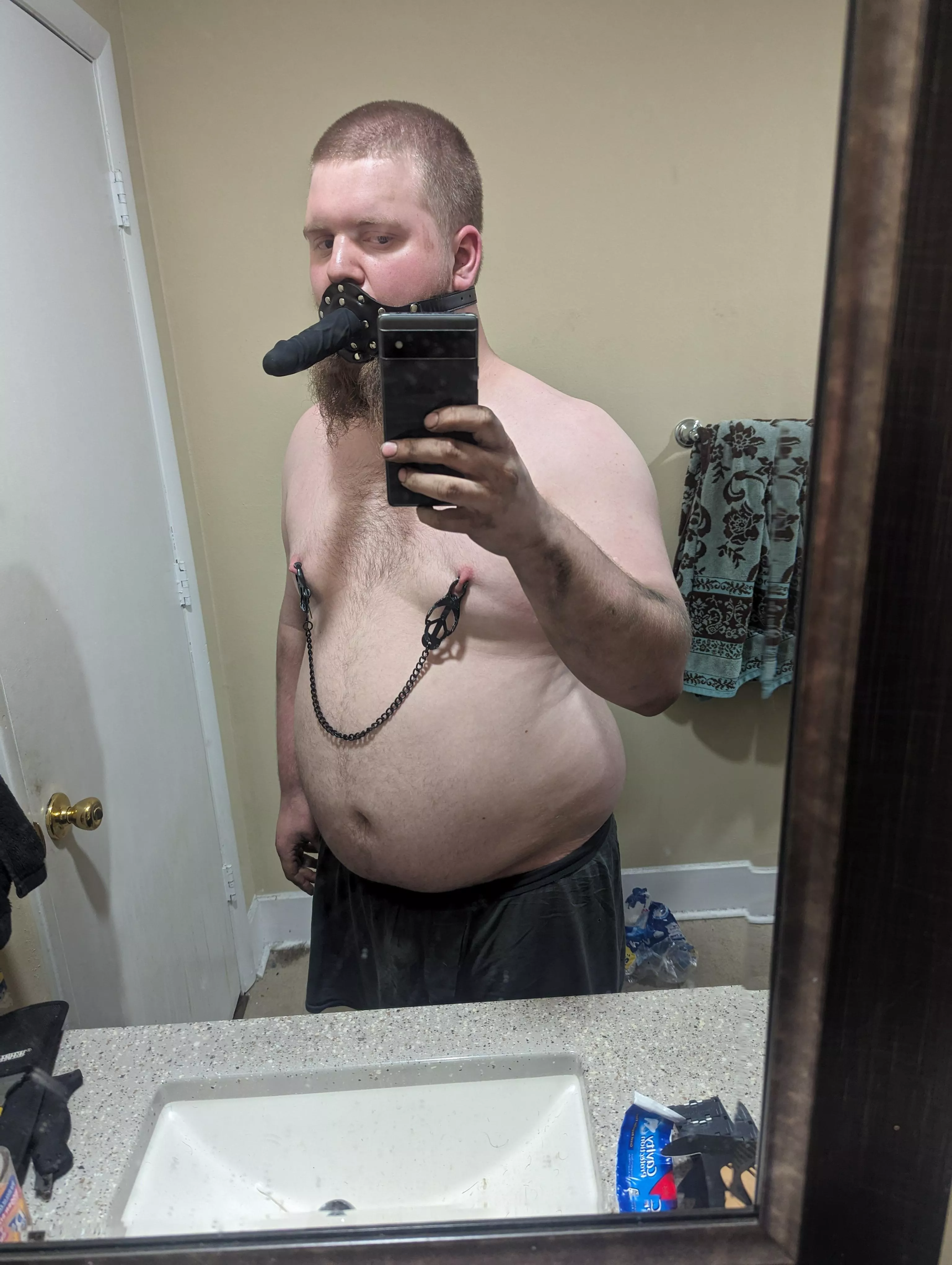 Would you tie me up and ride my face with this