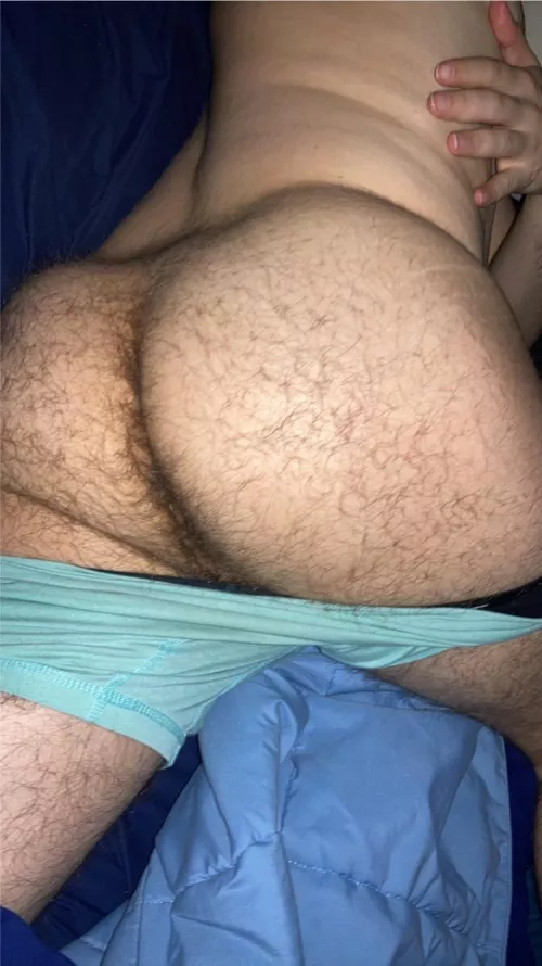 22 Otter, looking for online buddies, dm me if interested!