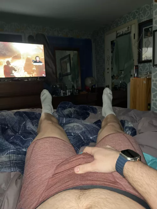 27 m us curious guys hmu