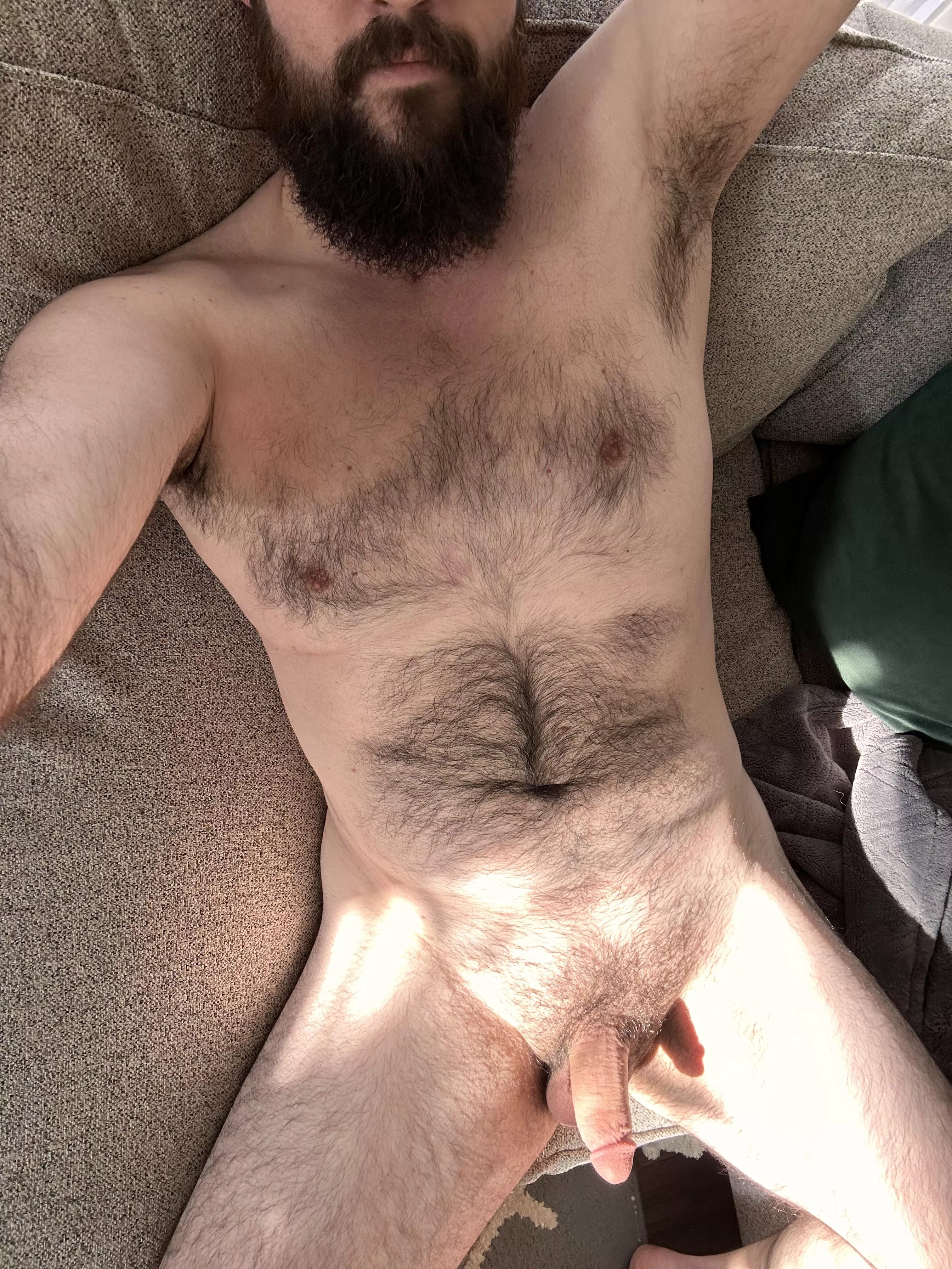 [33] Dads got the house to himself