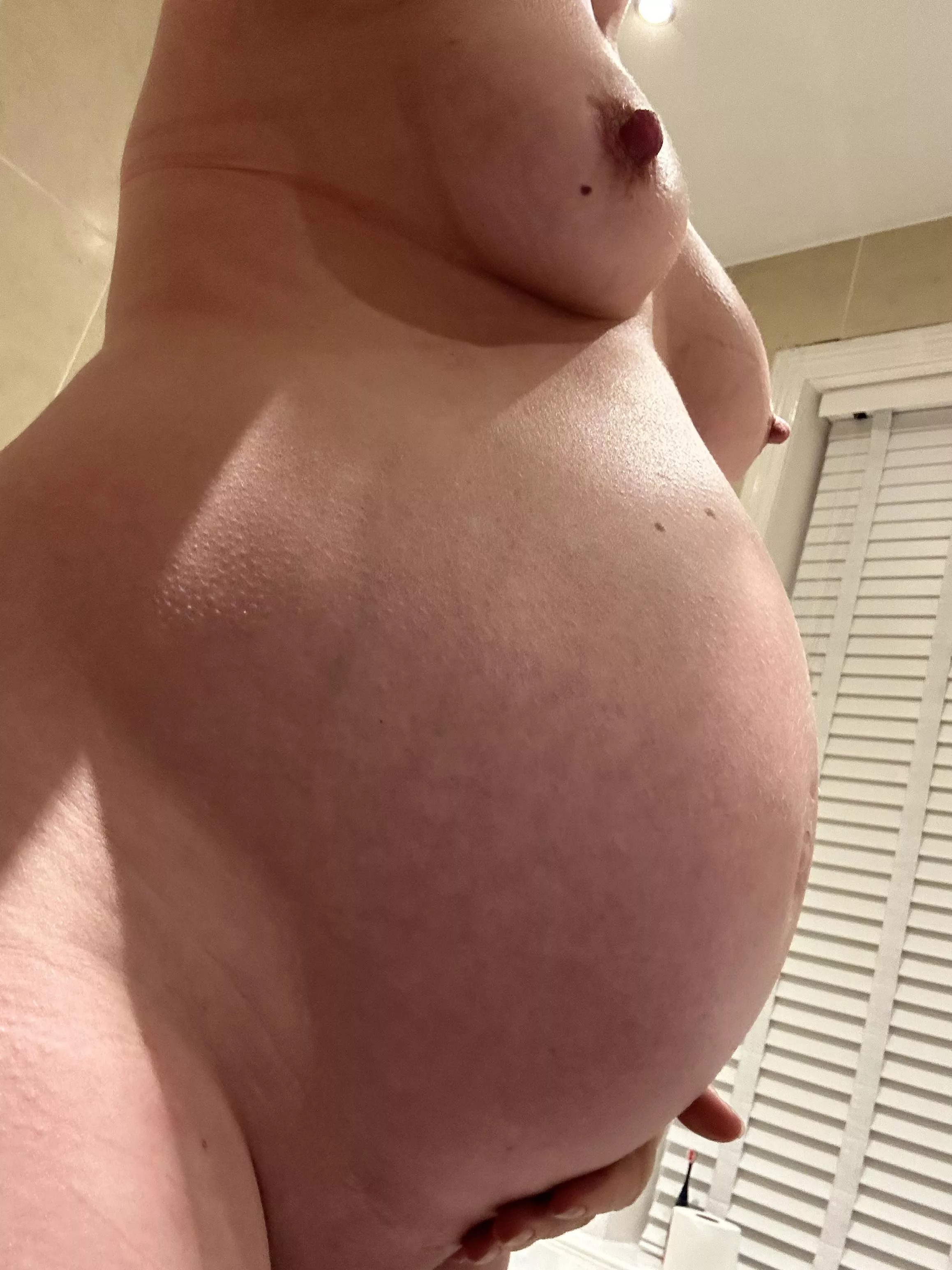 Bath time! Fuck me doggy style