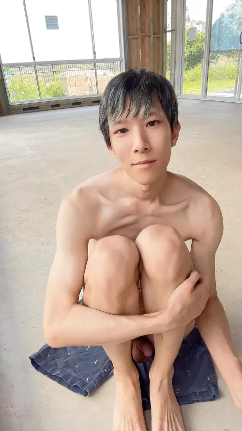 Found a house under construction. Don't mind if i do...