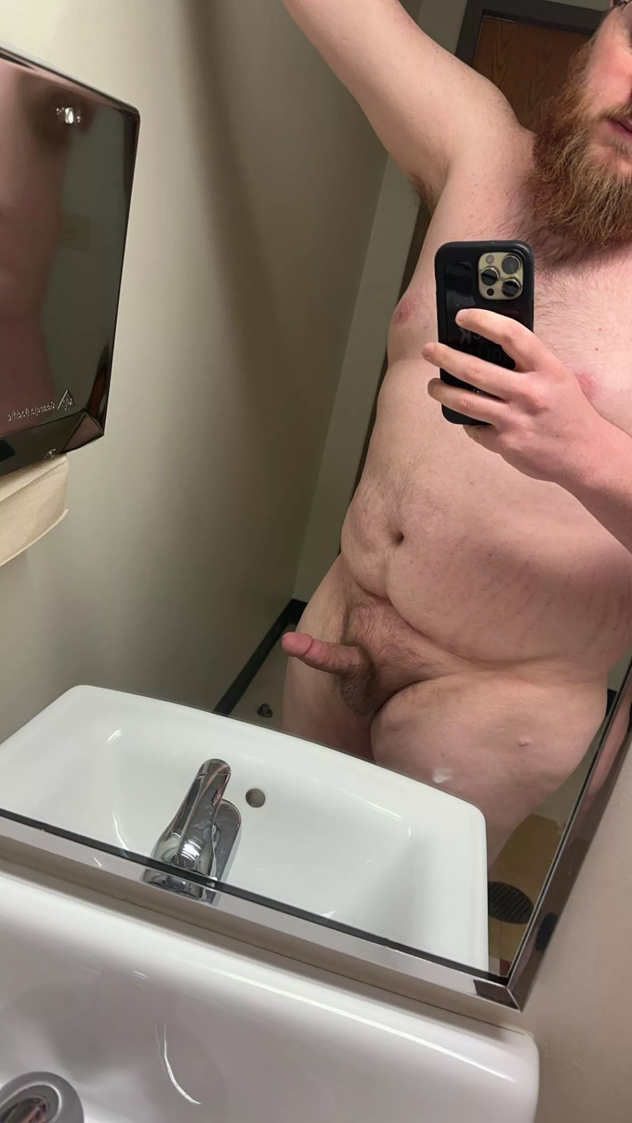 Good Friday fuckin morning. Why don’t you meet me in the bathroom and bend over this sink for me 