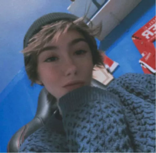 👋 hii ☺️got anything planned this weekend? 💝