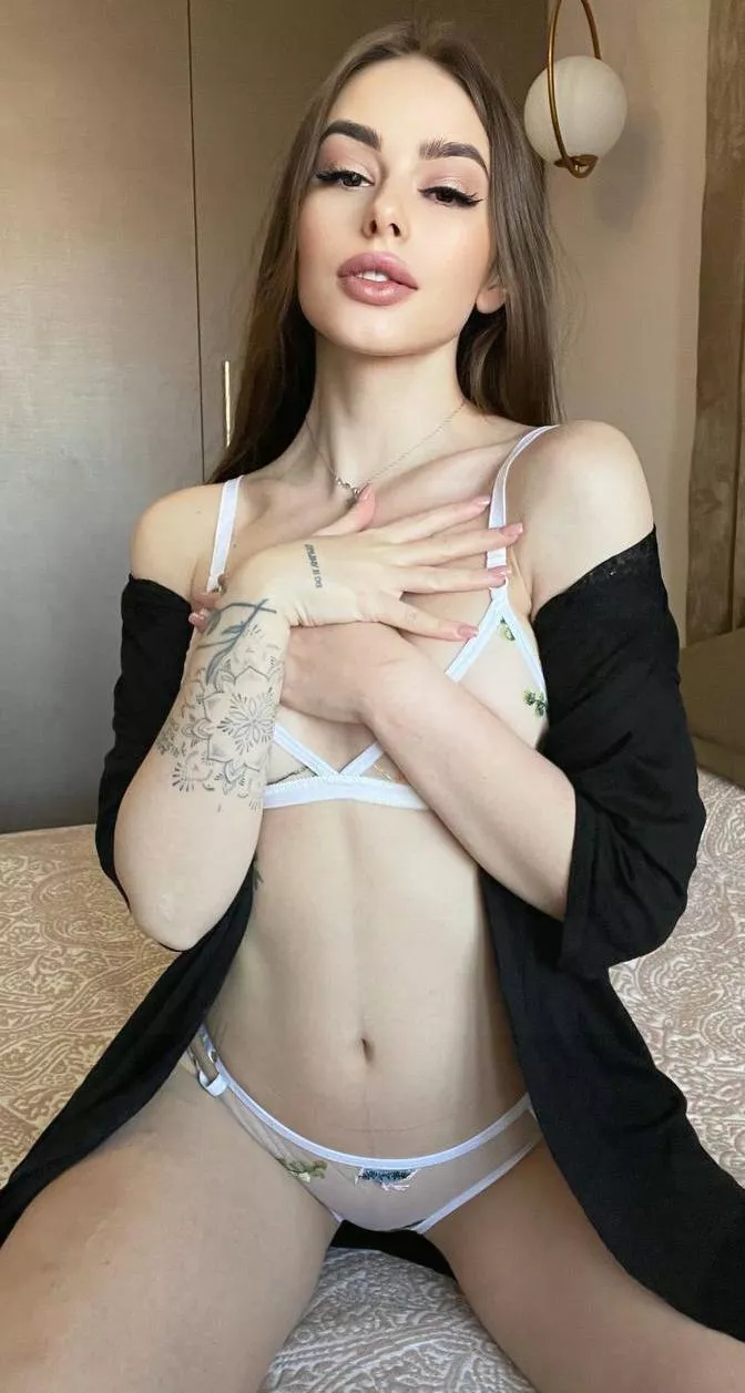 I decided to take a selfie to remember our evening