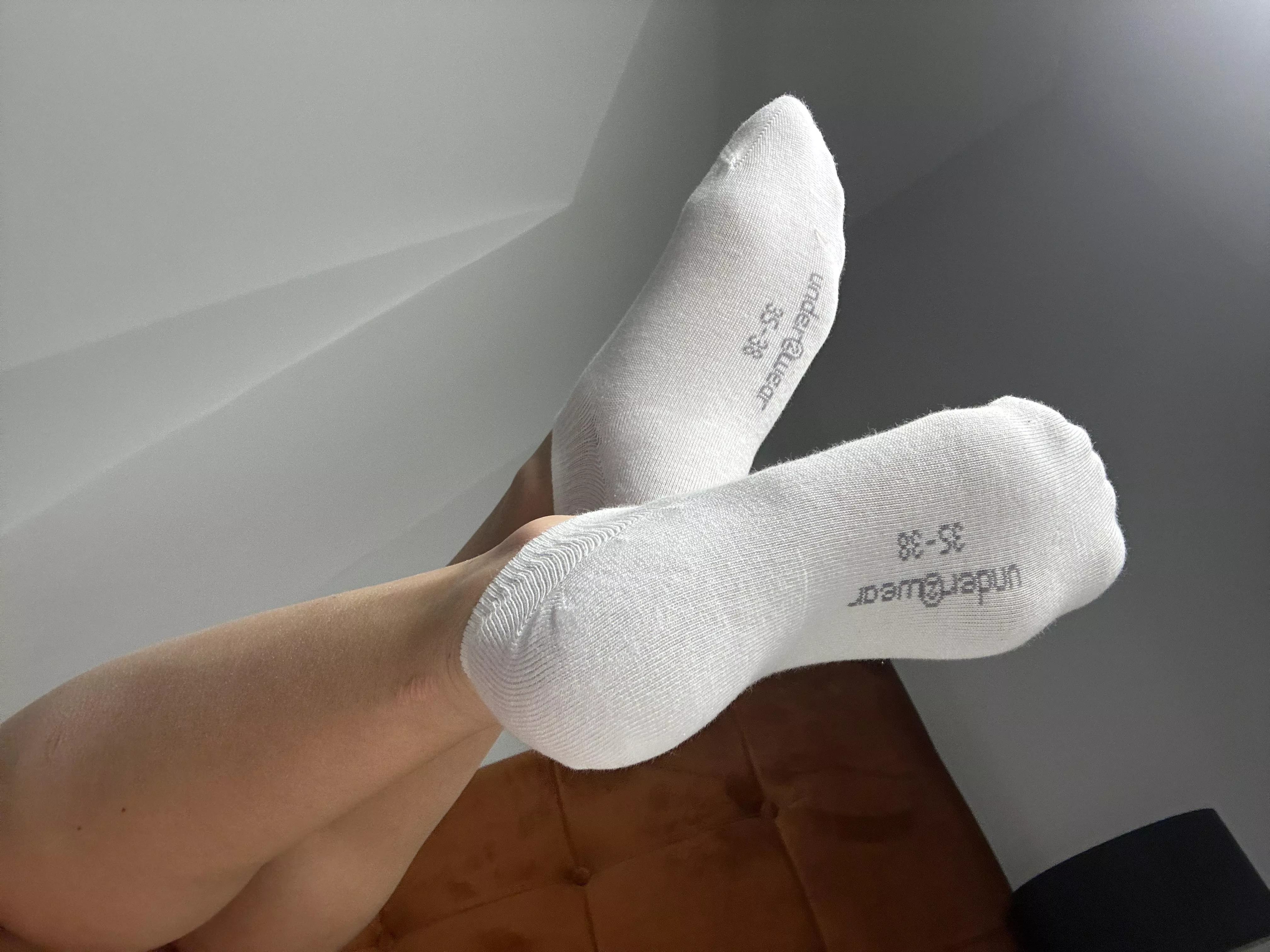 i heard wearing socks makes you cum harder [f]