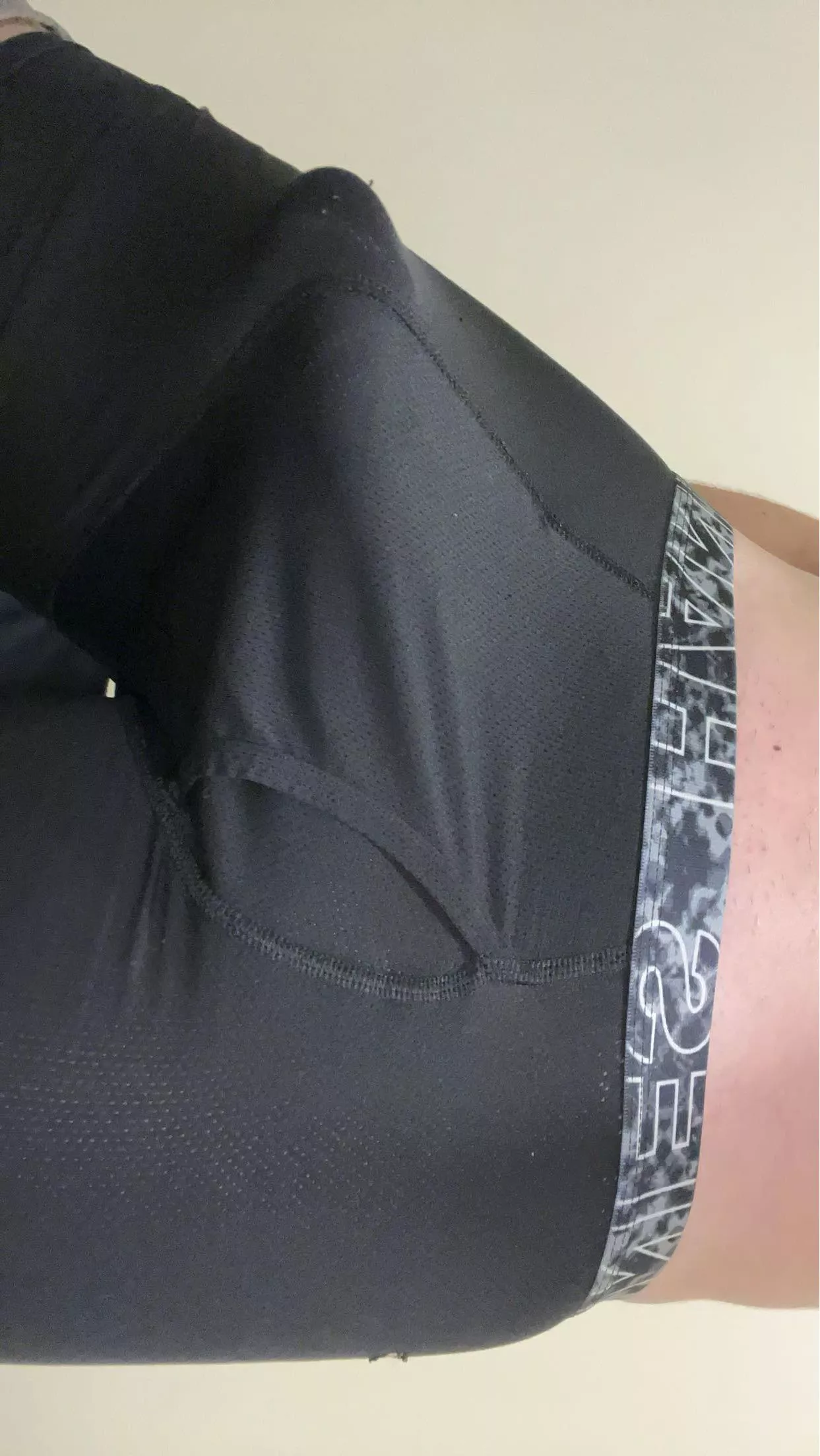 its bigger than it looks. just dm me and let me surprise you;)