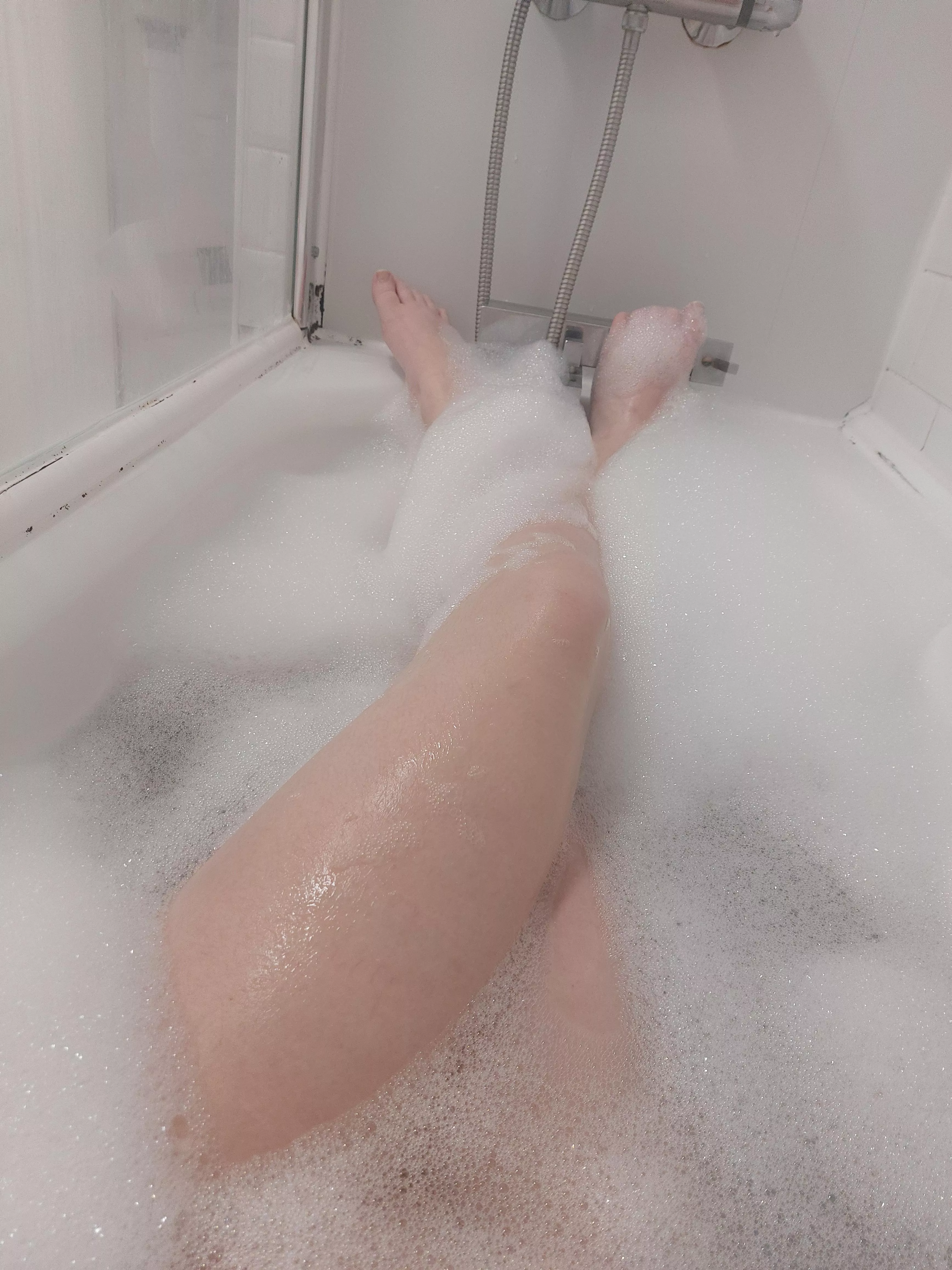Led down enjoying my bubble bath 