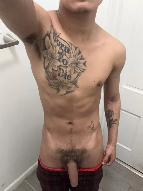 Lets get it hard in that mouth 😈