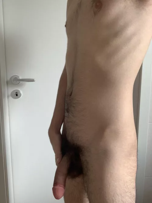 Let's go to the bathroom