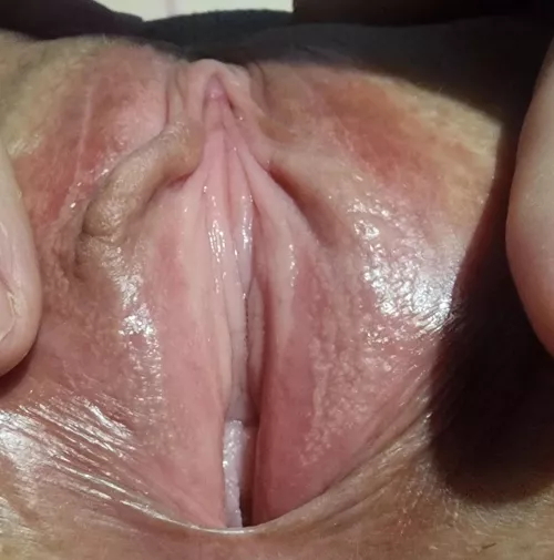 Make me cum with your tongue and I'm yours 