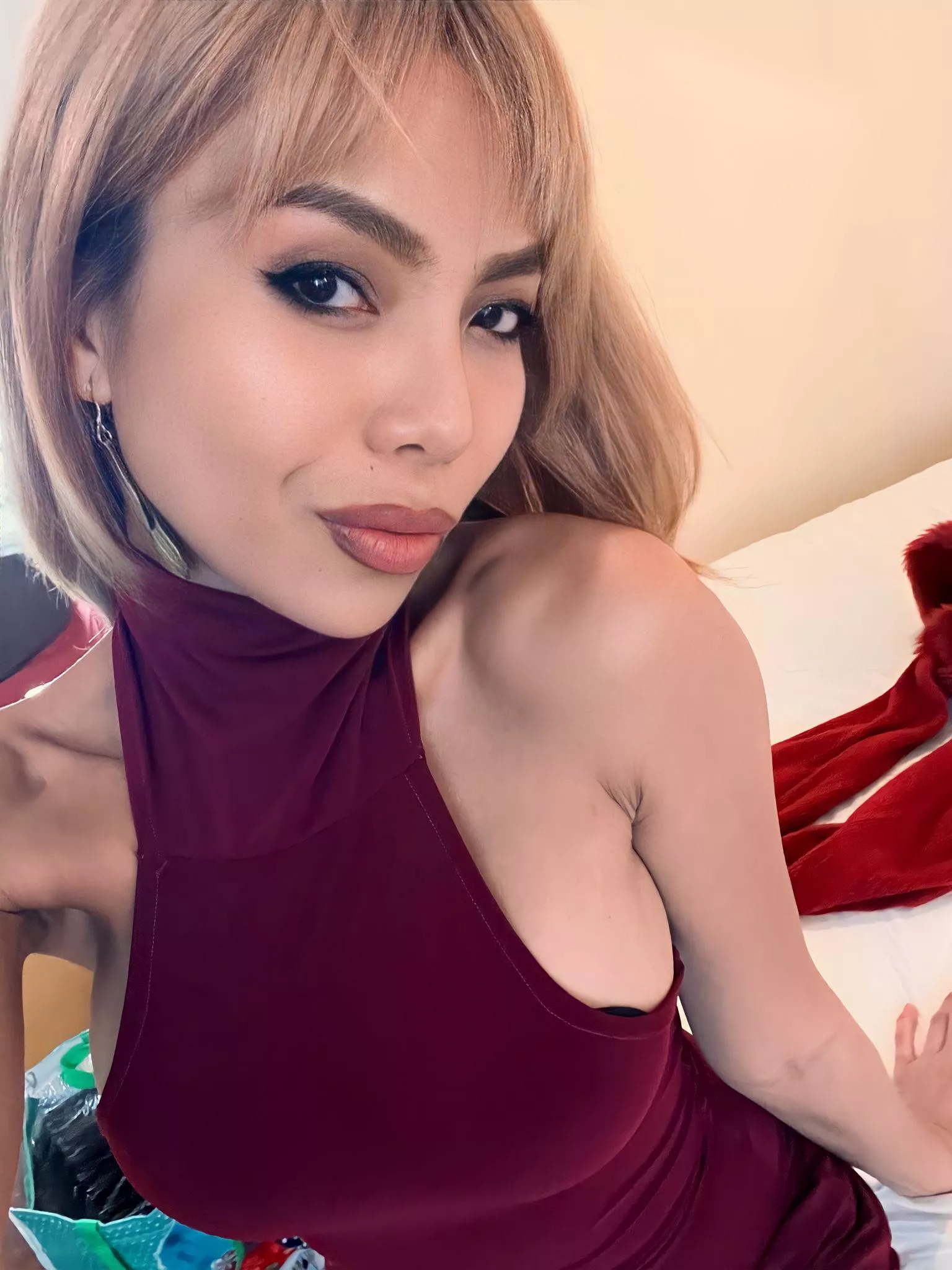 My beauty was not meant for just sitting around, they're here to satisfy you!