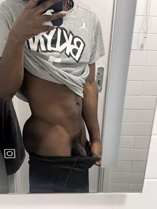 OF IN THE BIO 🔥 CUM C EXCLUSIVES 🍫🍆💦