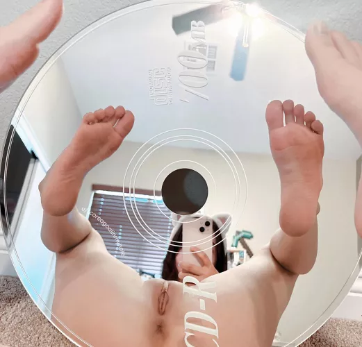 Peep at the little pussy shot 👀