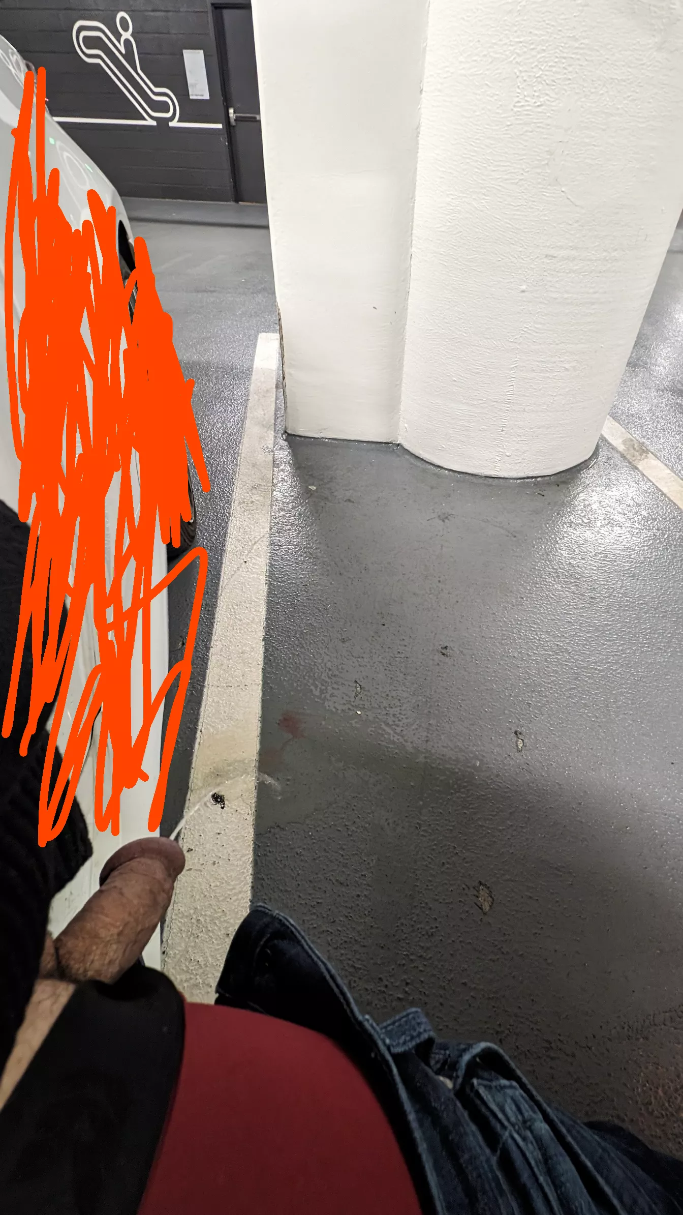 Risky piss in public