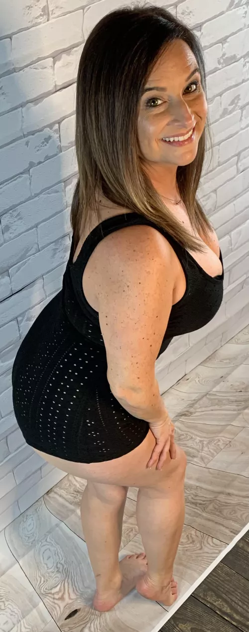 Sexy Thick Milf 