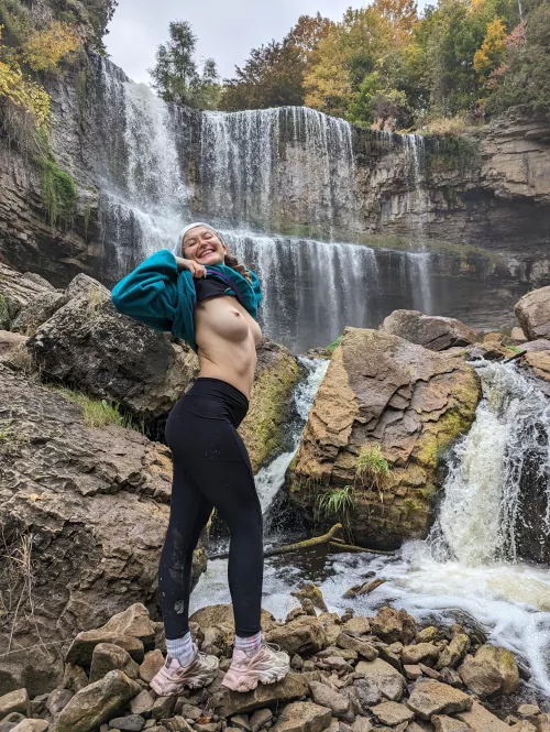 There were people up on the cliff lol