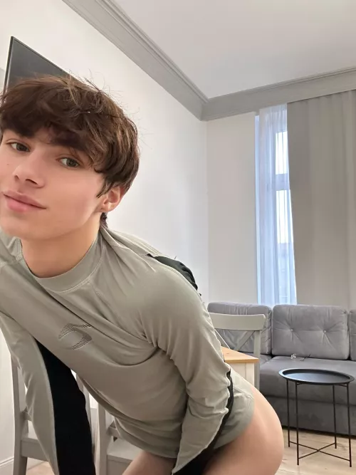 what would you do if me (125lbs) bend like that in front of you?