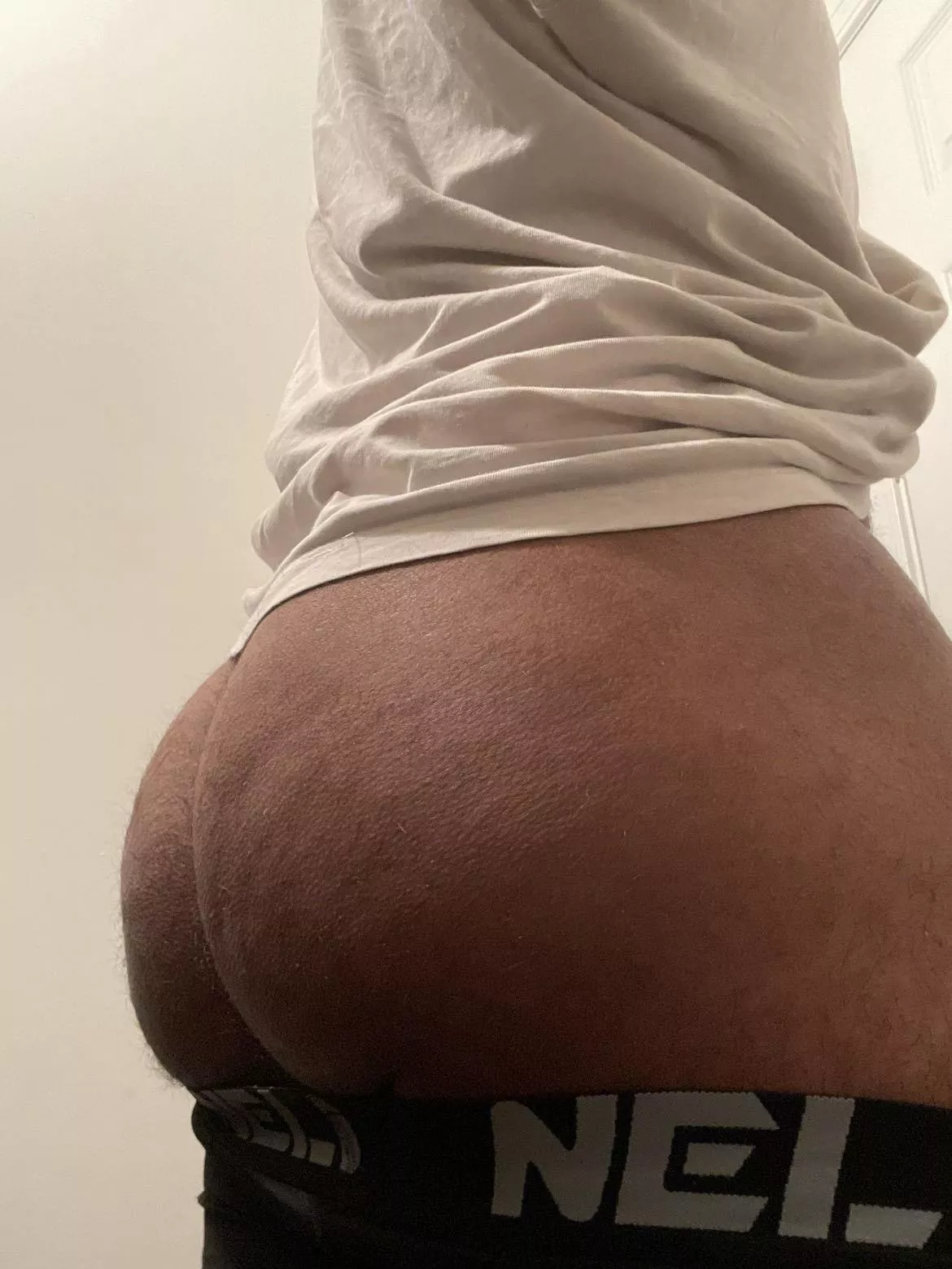Ain’t nothing wrong with showing a little booty