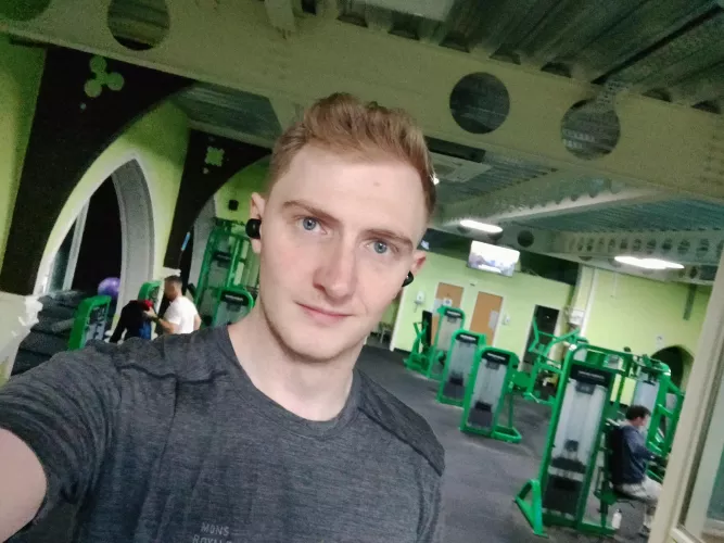 Be my work out buddy?