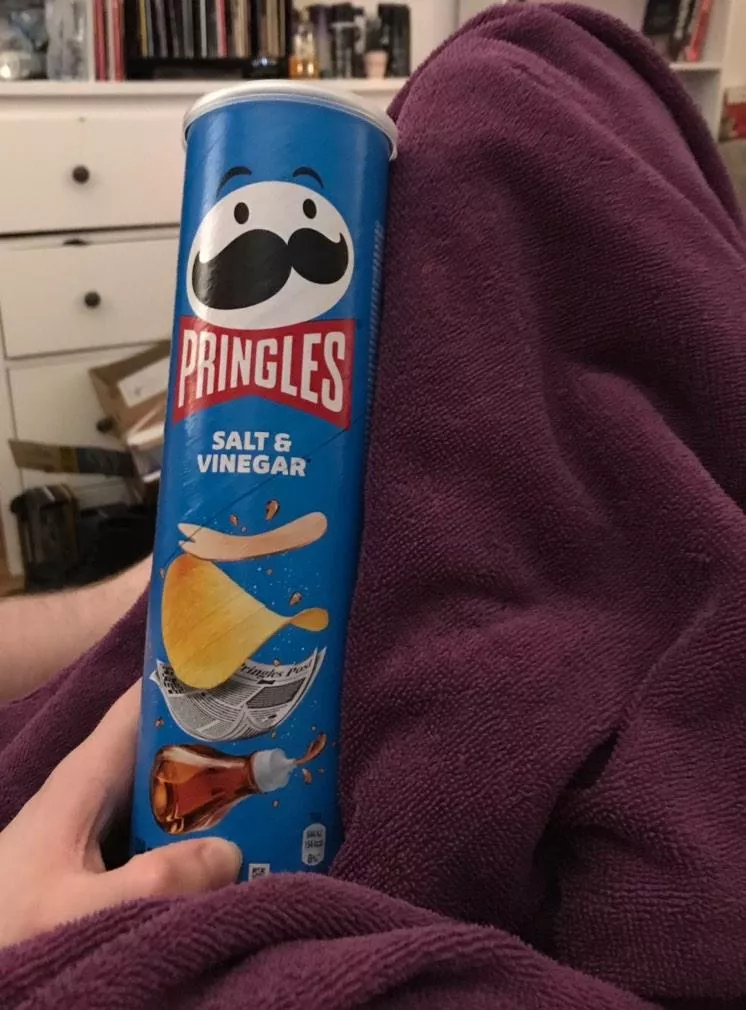 Bigger than a pringles can 😅