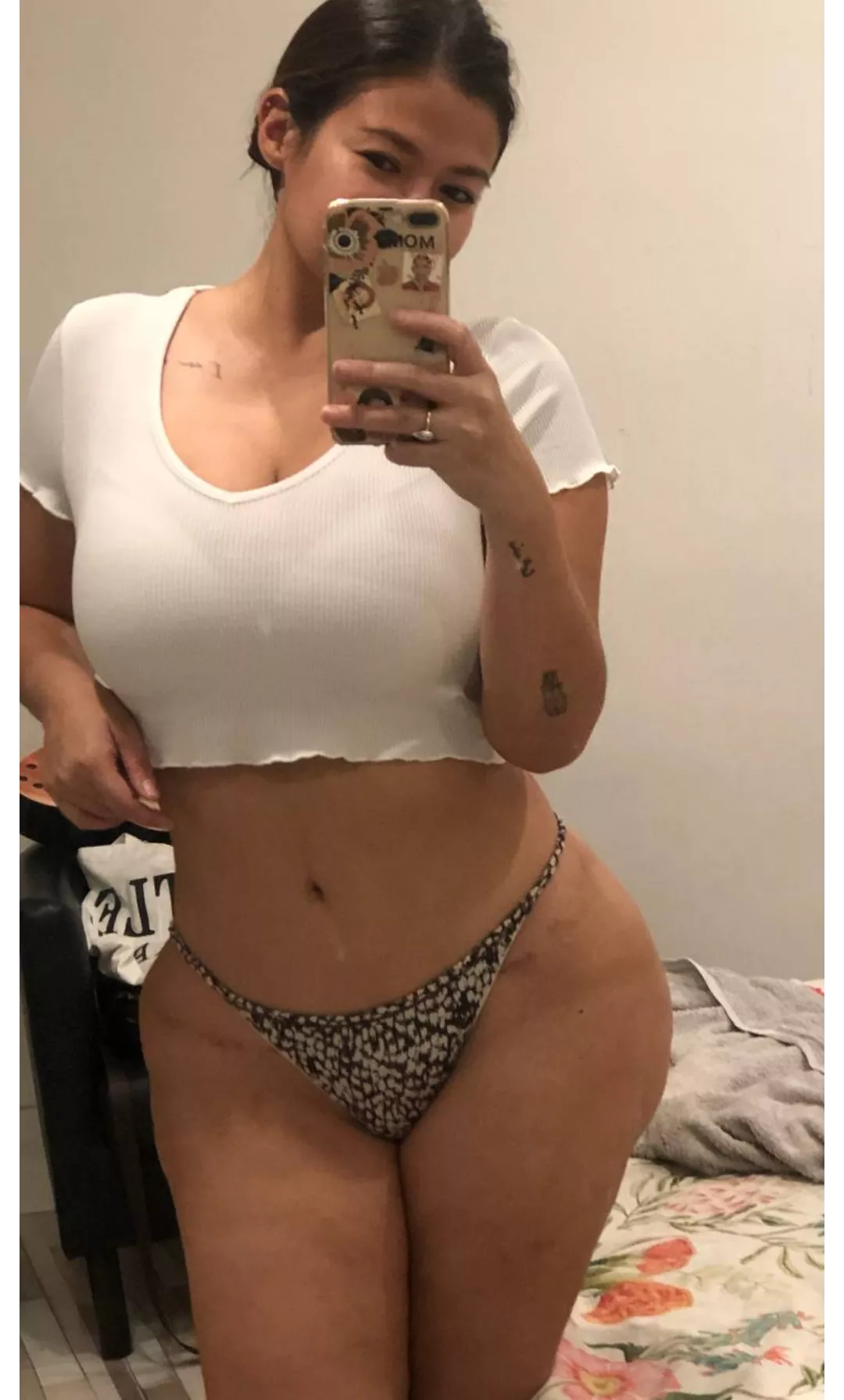 do i look sexy on my new top