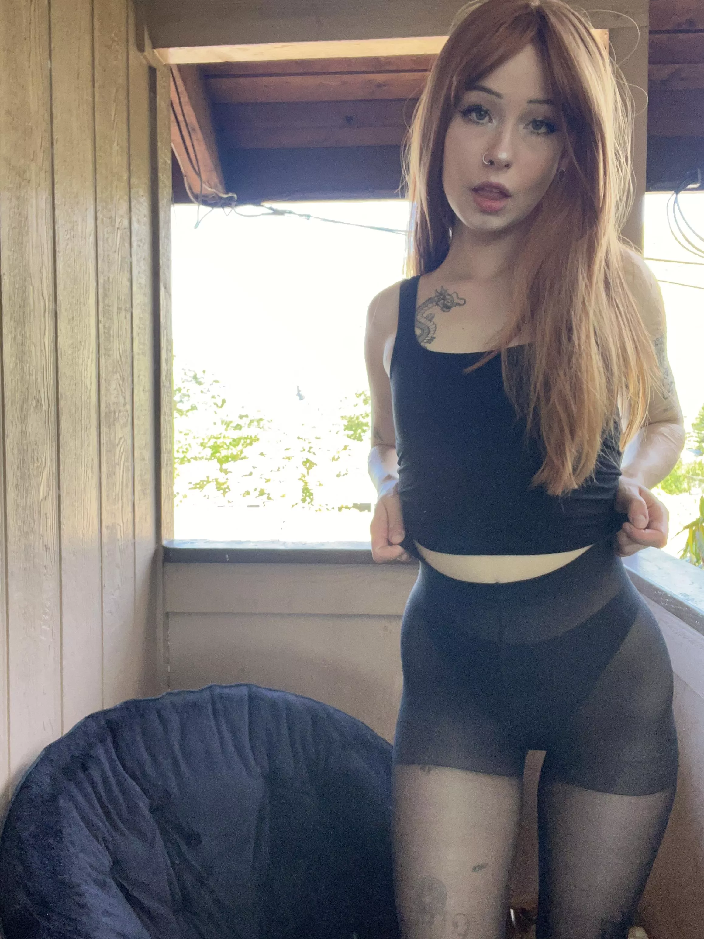Do pantyhose make me sexier?