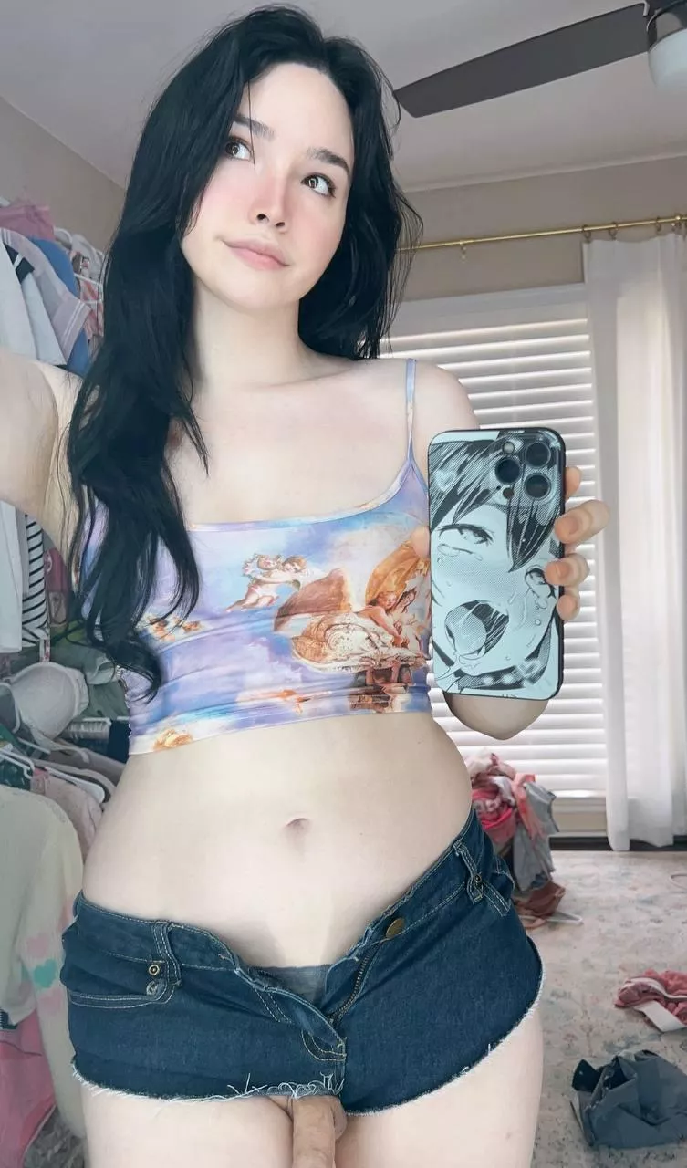 Drop a 'yes' if you're okay with a trans tgirl giving you oral pleasure.