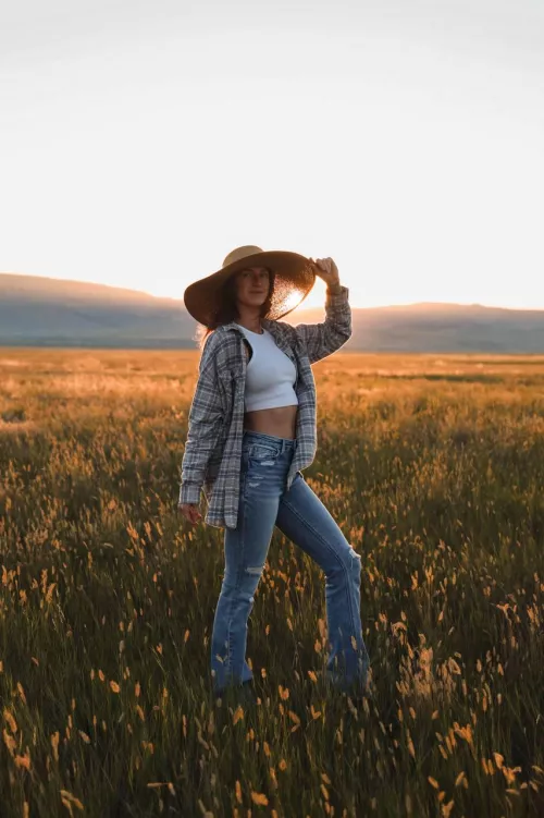 (F) In my farm girl era