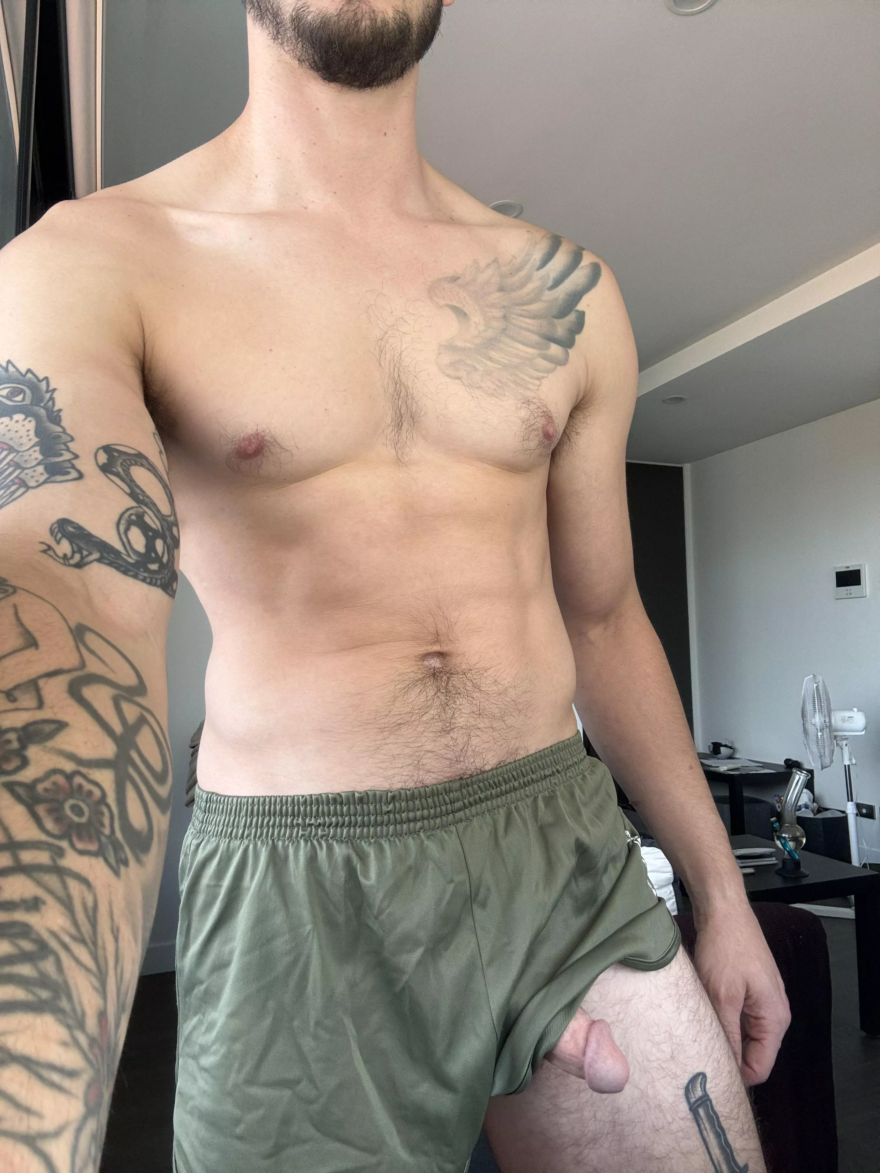Hangin out (30)