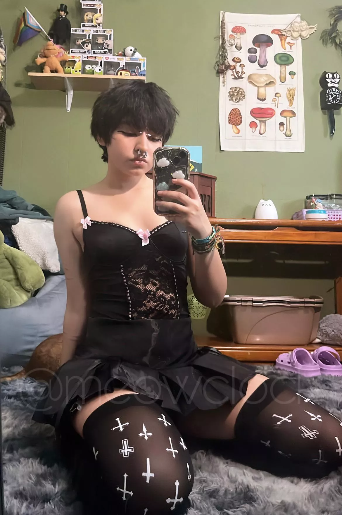 hiii, heard ya like fem boys c: