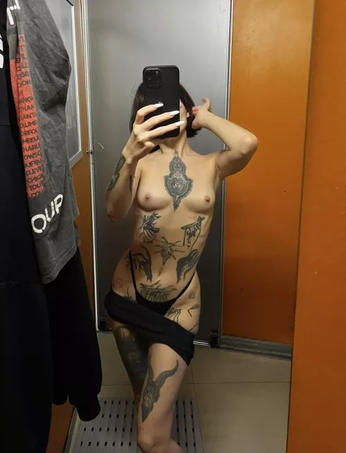 I always take photos when I change clothes, yes, I have a lot of photos