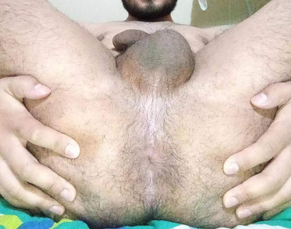 I love to spread my ass and touch it