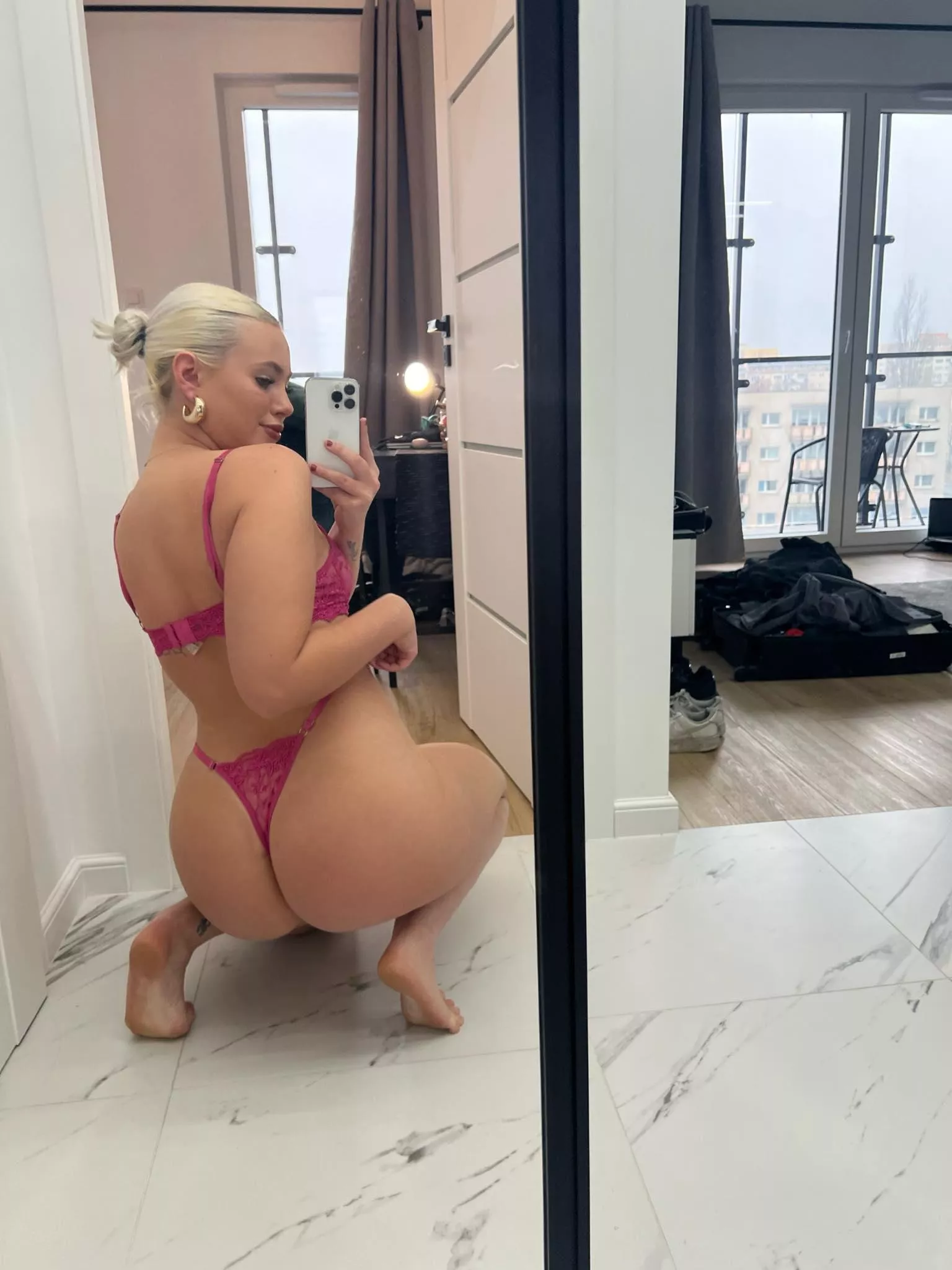 Is my booty cute?
