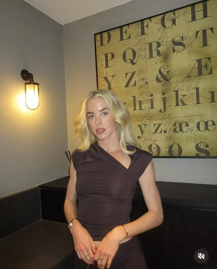 Keely Hodgkinson- English runner