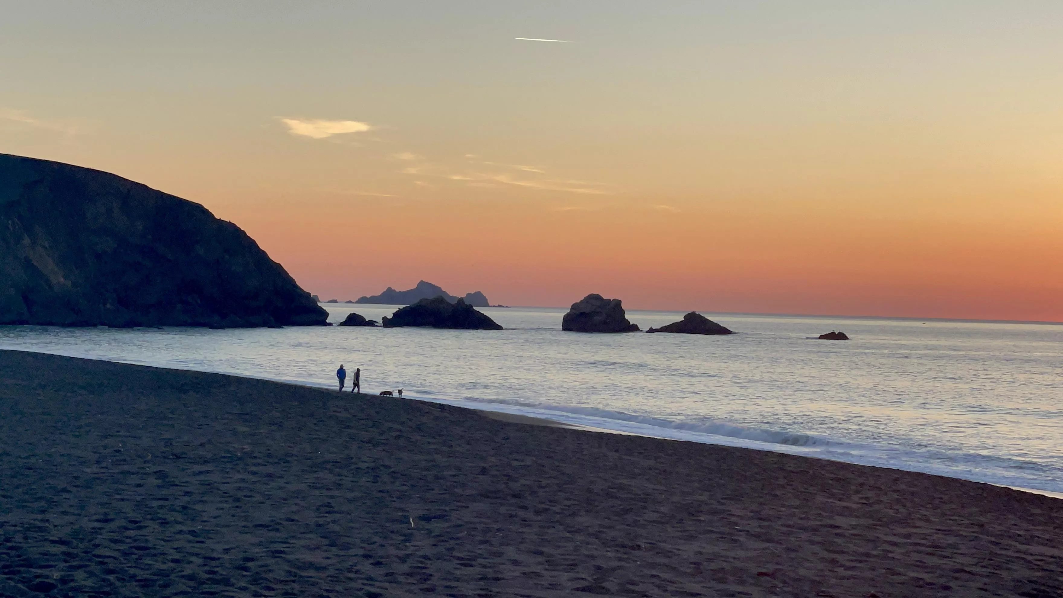 Lazy sunset stroll 
