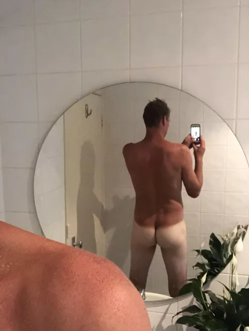 (M) Thoughts on tanlines?