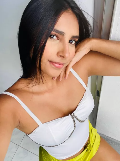 My tiny outfit at dinner today, catching looks...