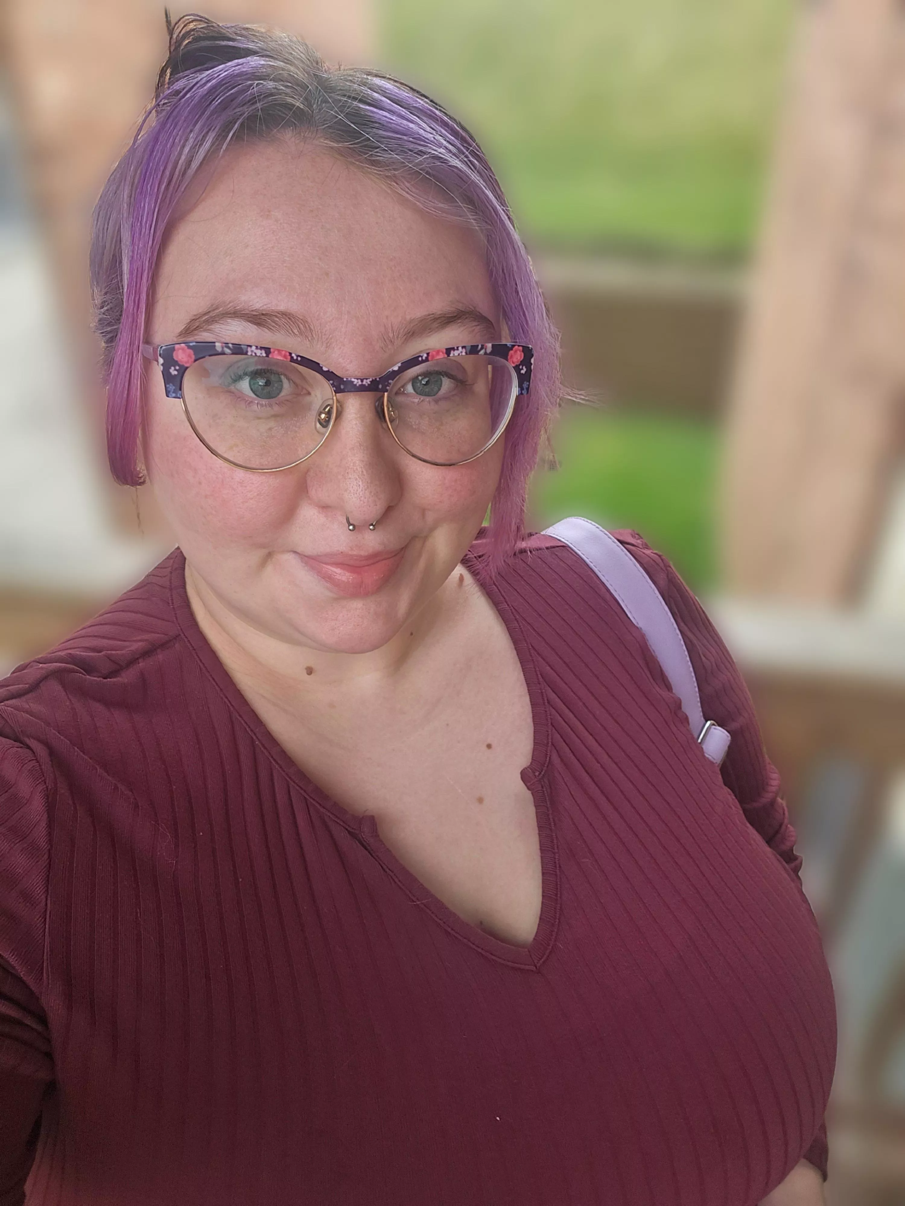 Quick lil no makeup selfie before I ran some errands today, happy saturday 💗