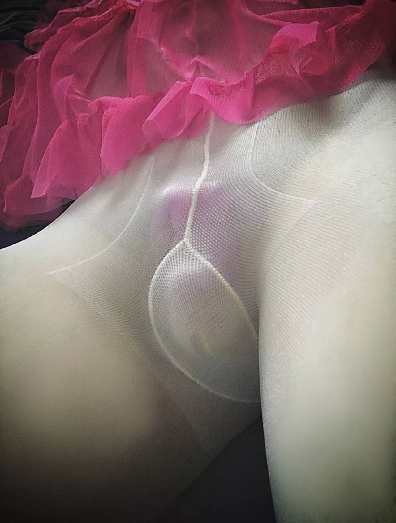 Recently got a new cage and down the rabbit hole we go! How long should I stay locked this time around?