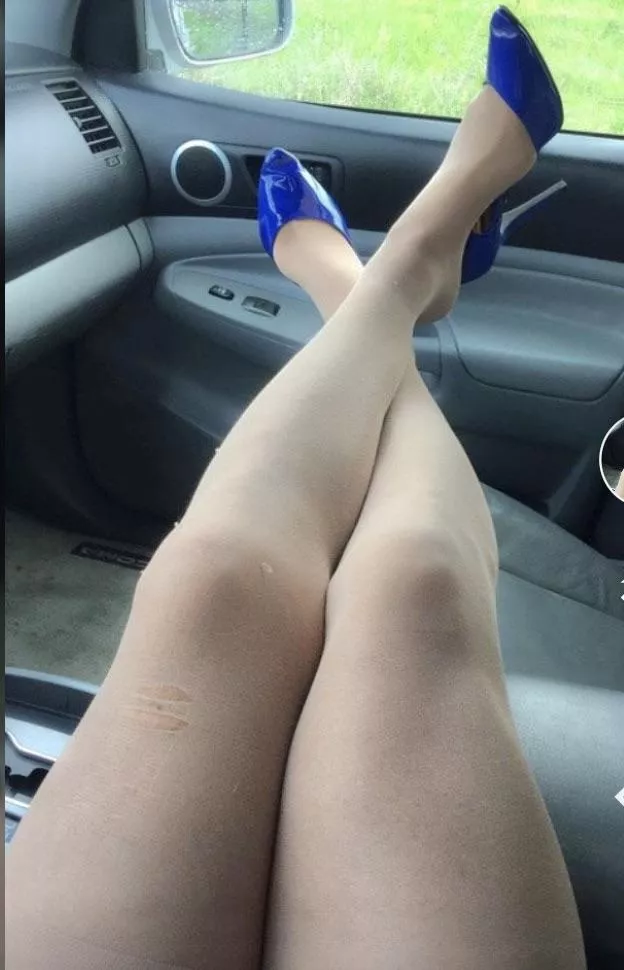 Waiting to give a foot job