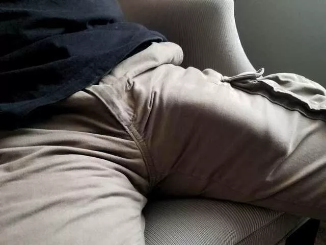 What are your thoughts on wearing cargo shorts? Do you think I can get away with it?