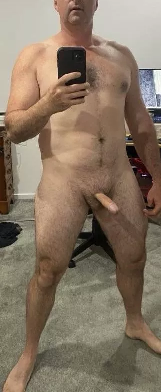 Who wants some of daddy’s cock (40)