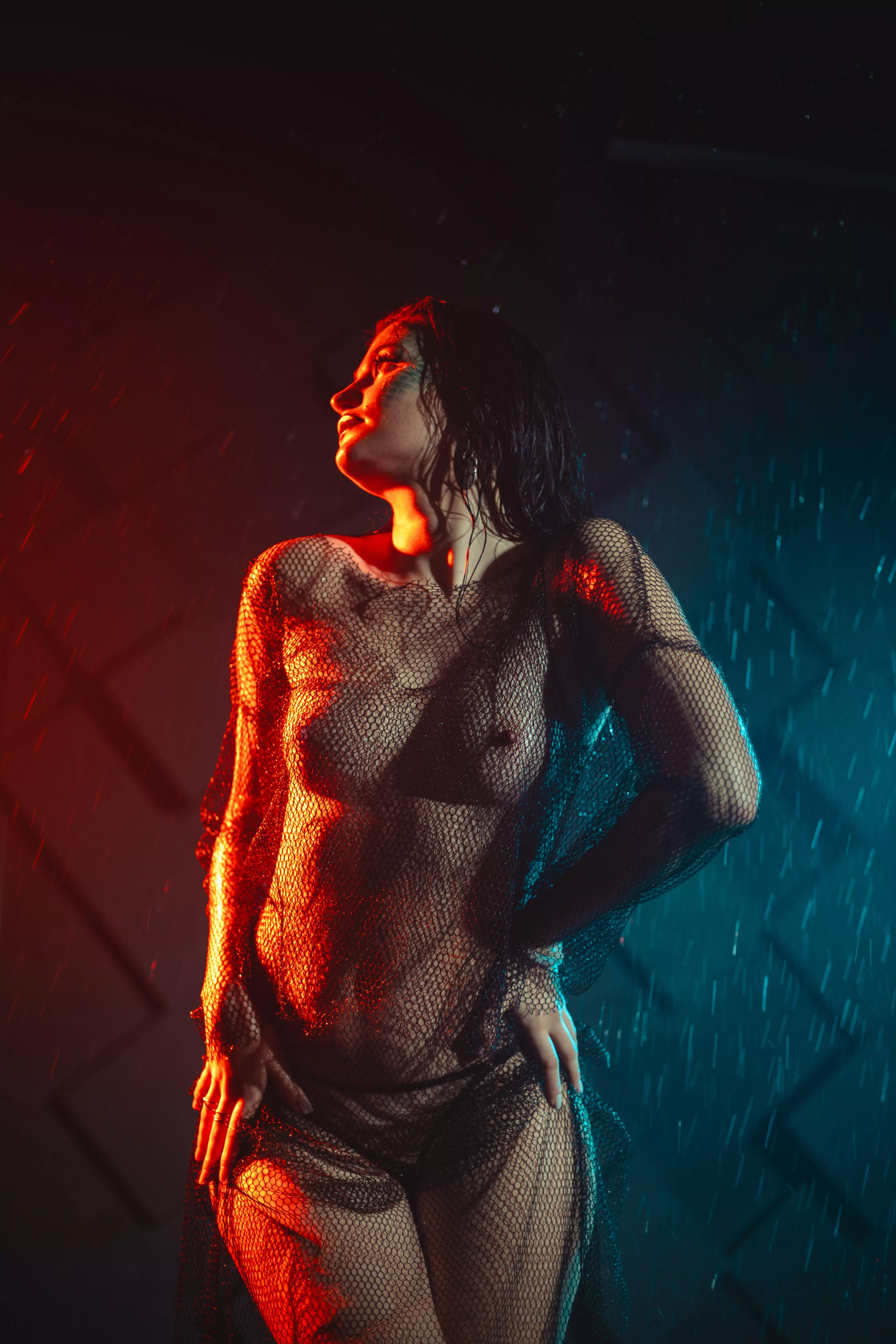 you help me tear this netting off?