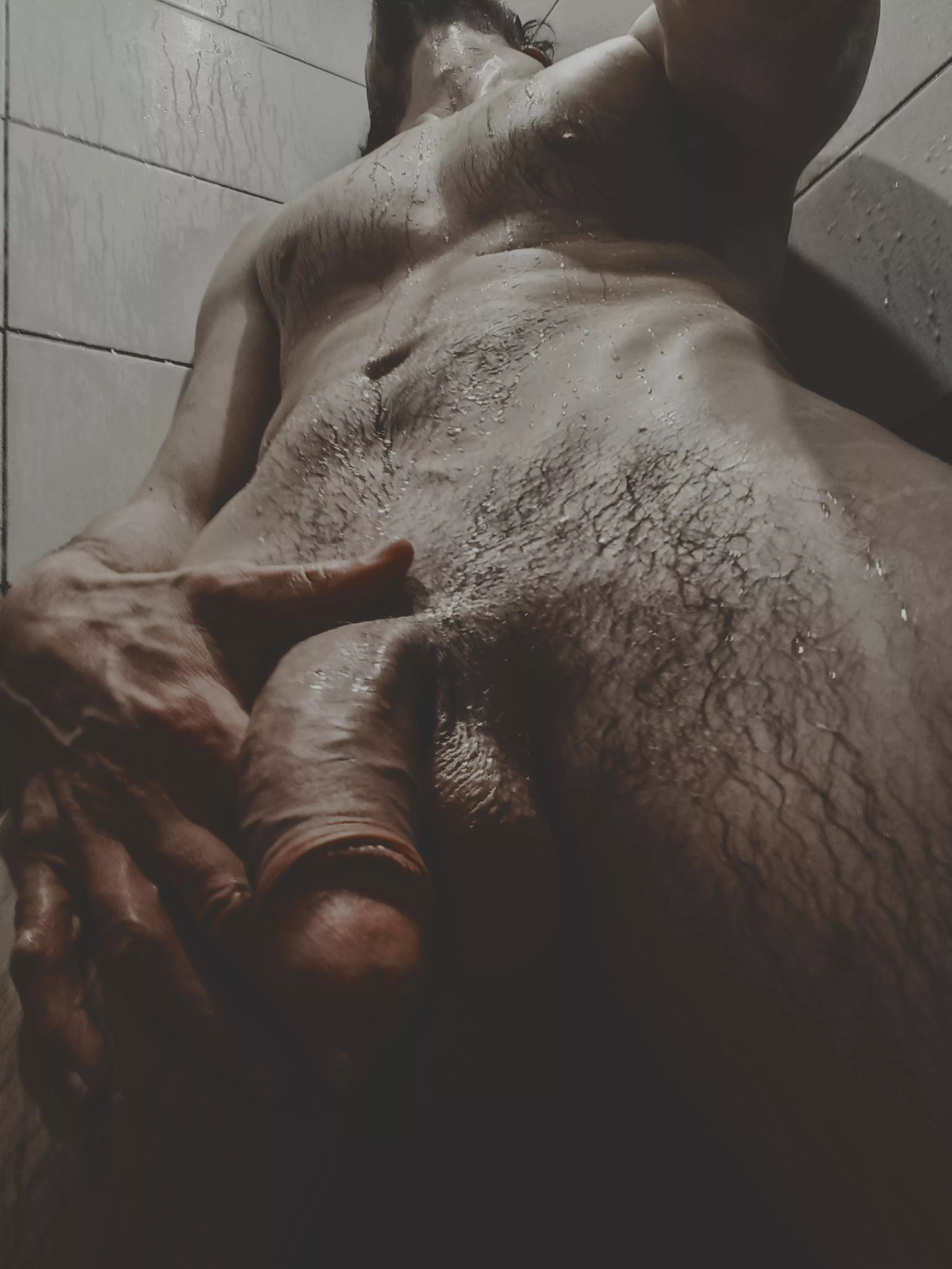 [41] save water shower together?